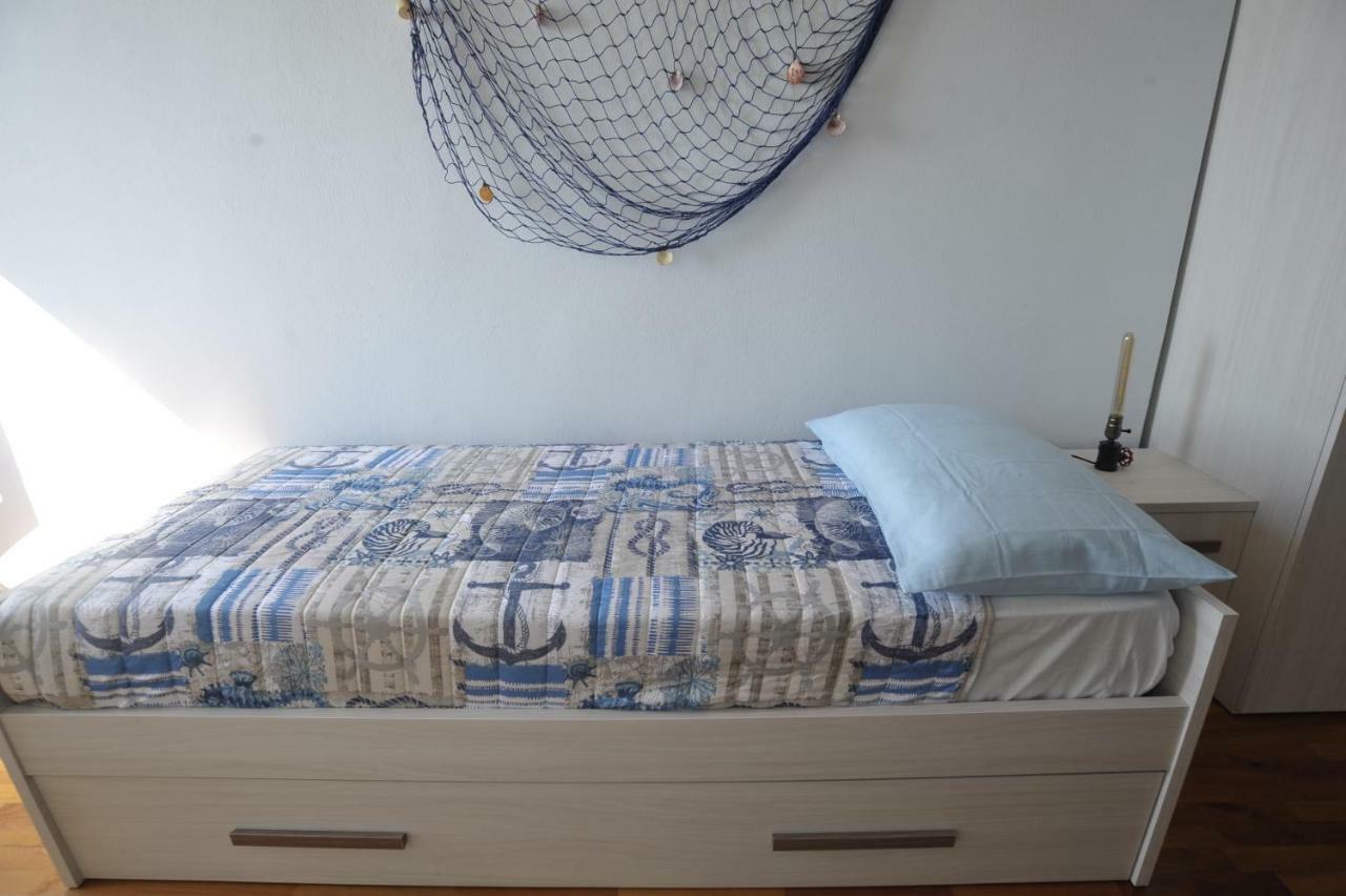 Maison Du Port Vieux Apartment Сан Ремо Екстериор снимка