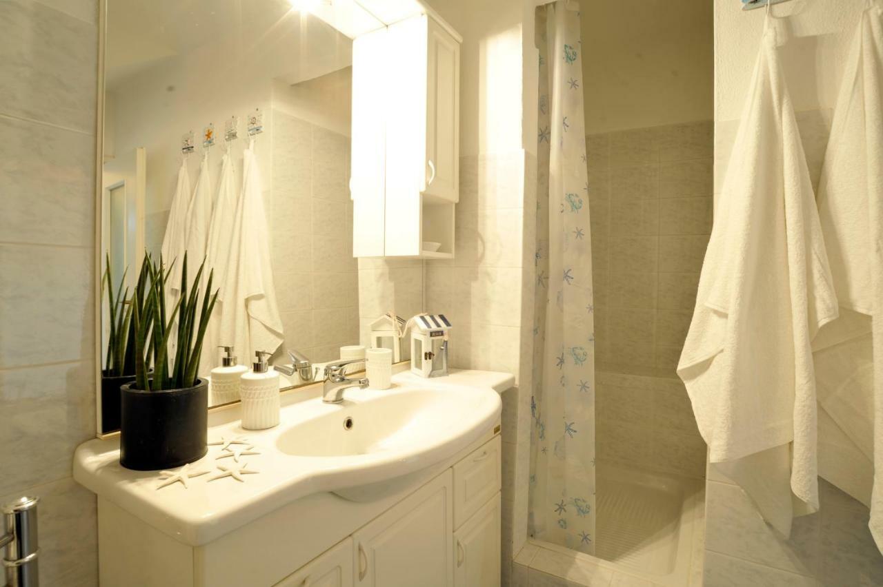 Maison Du Port Vieux Apartment Сан Ремо Екстериор снимка