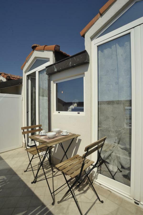 Maison Du Port Vieux Apartment Сан Ремо Екстериор снимка